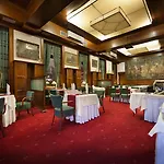 Brioni Apartahotel 4*