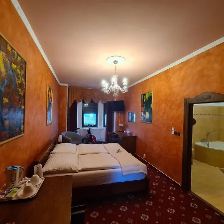 布里奥尼套房酒店 公寓式酒店 4*