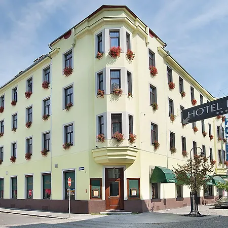 Brioni Apartahotel