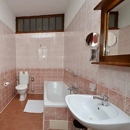 Brioni Aparthotel
